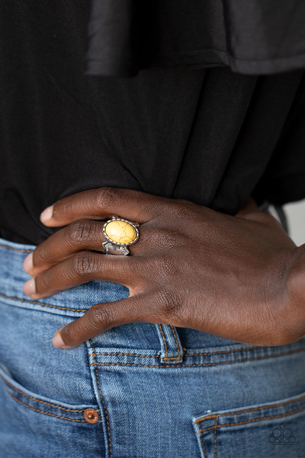 Aint No Mesa High Enough - Yellow - Paparazzi Accessories