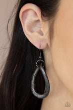 Load image into Gallery viewer, Industrial Intimidation - Black - Paparazzi Accessories