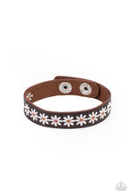 Load image into Gallery viewer, Wildflower Wayfarer - White - Paparazzi Accessories