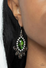 Load image into Gallery viewer, Serving Up Sparkle - Green - Paparazzi Accessories