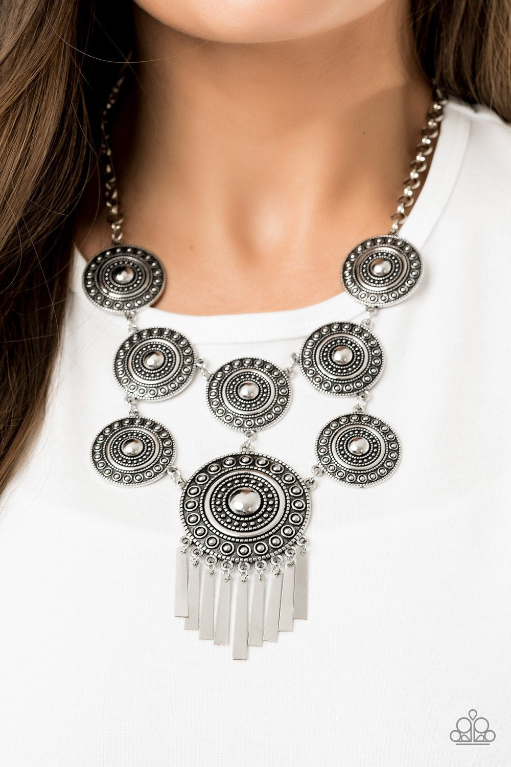 Modern Medalist - Silver -- Paparazzi Accessories