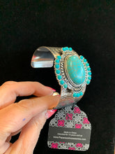 Load image into Gallery viewer, Canyon Crafted - Silver - Paparazzi Accessories